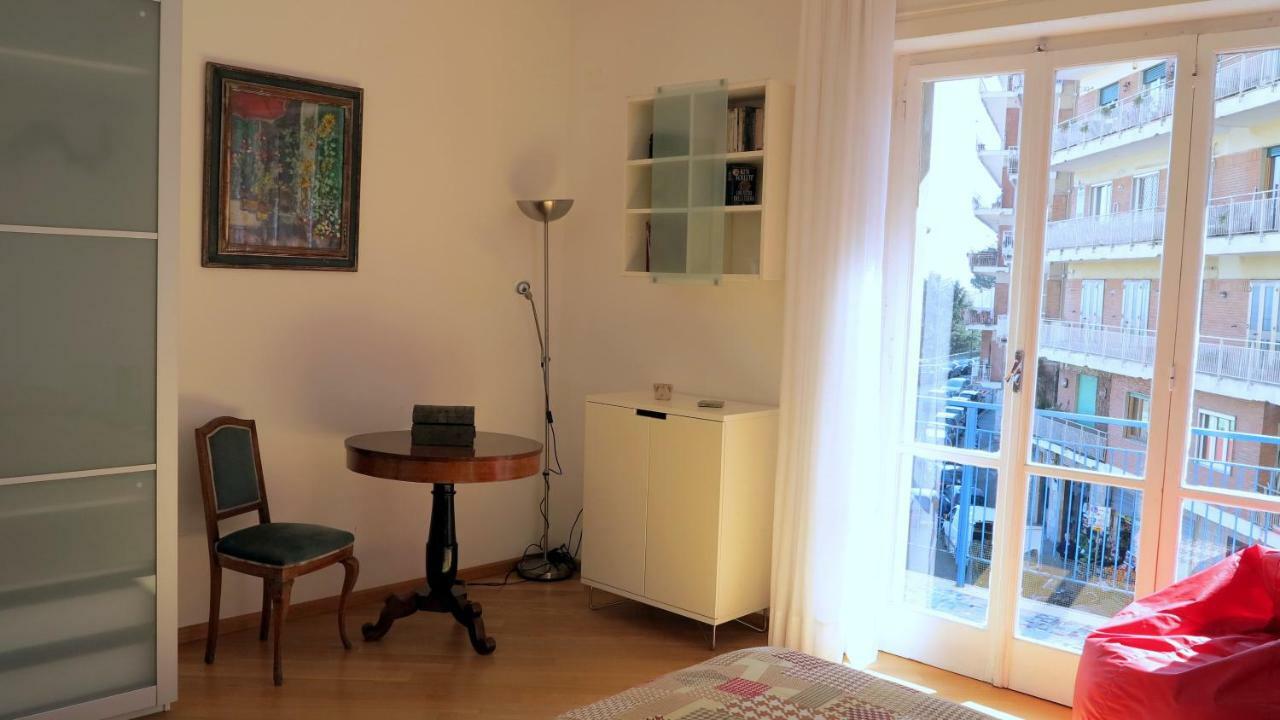 Spacious Panoramic Apartment - Half Way Center-Vomero District Napoli Eksteriør bilde